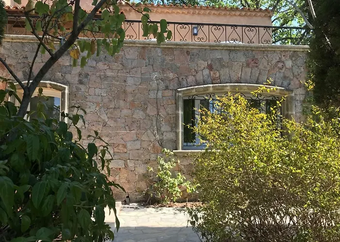 Le Nautile * Hyères